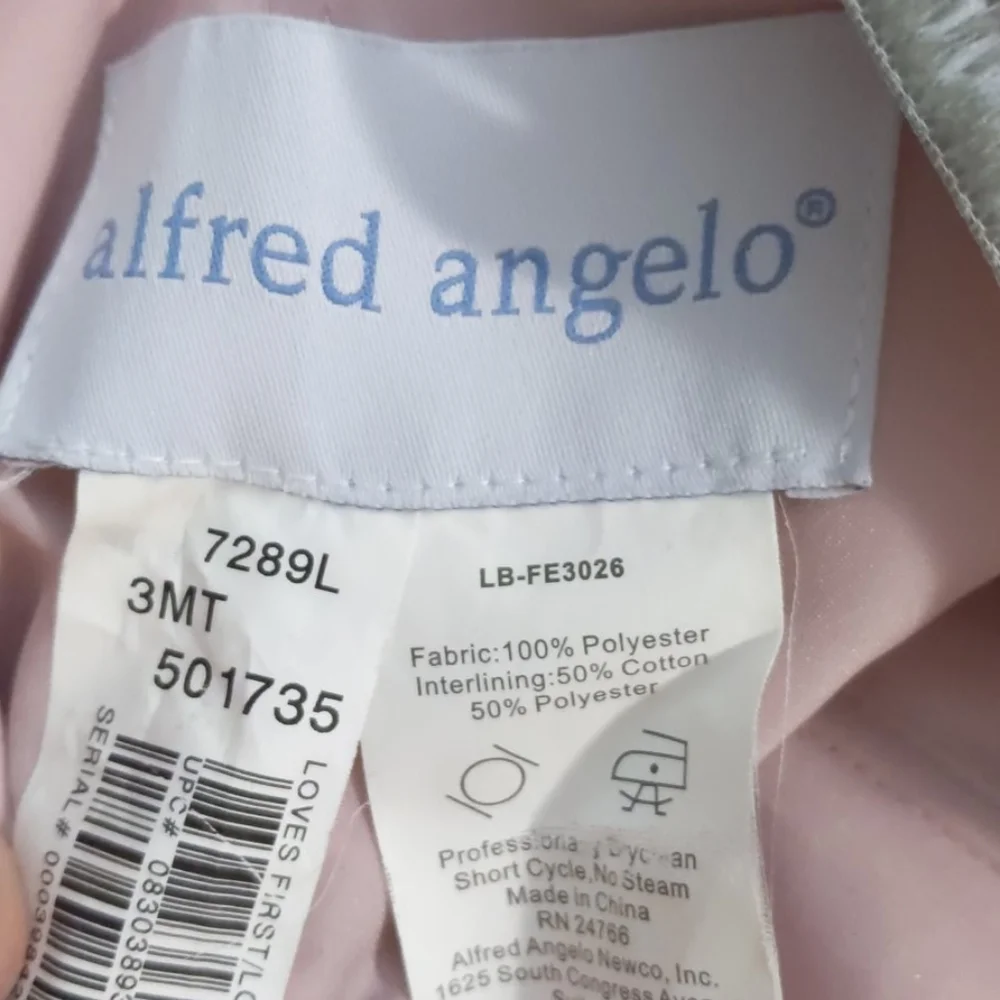 🌿ALFRED ANGELO GOWN🌿 - Picture 9 of 9